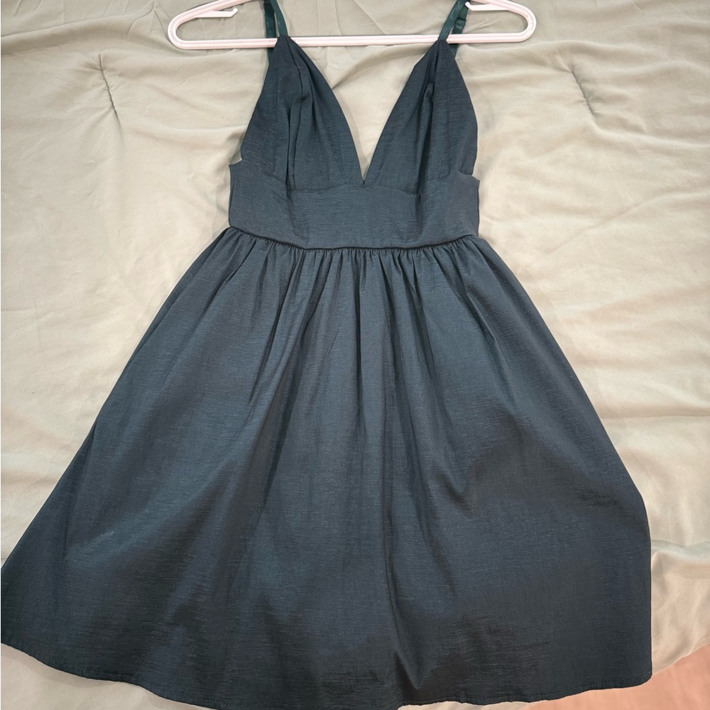 Elegant Black Sleeveless Dress